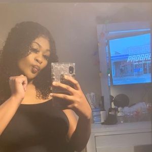 Meet your Posher, Laila